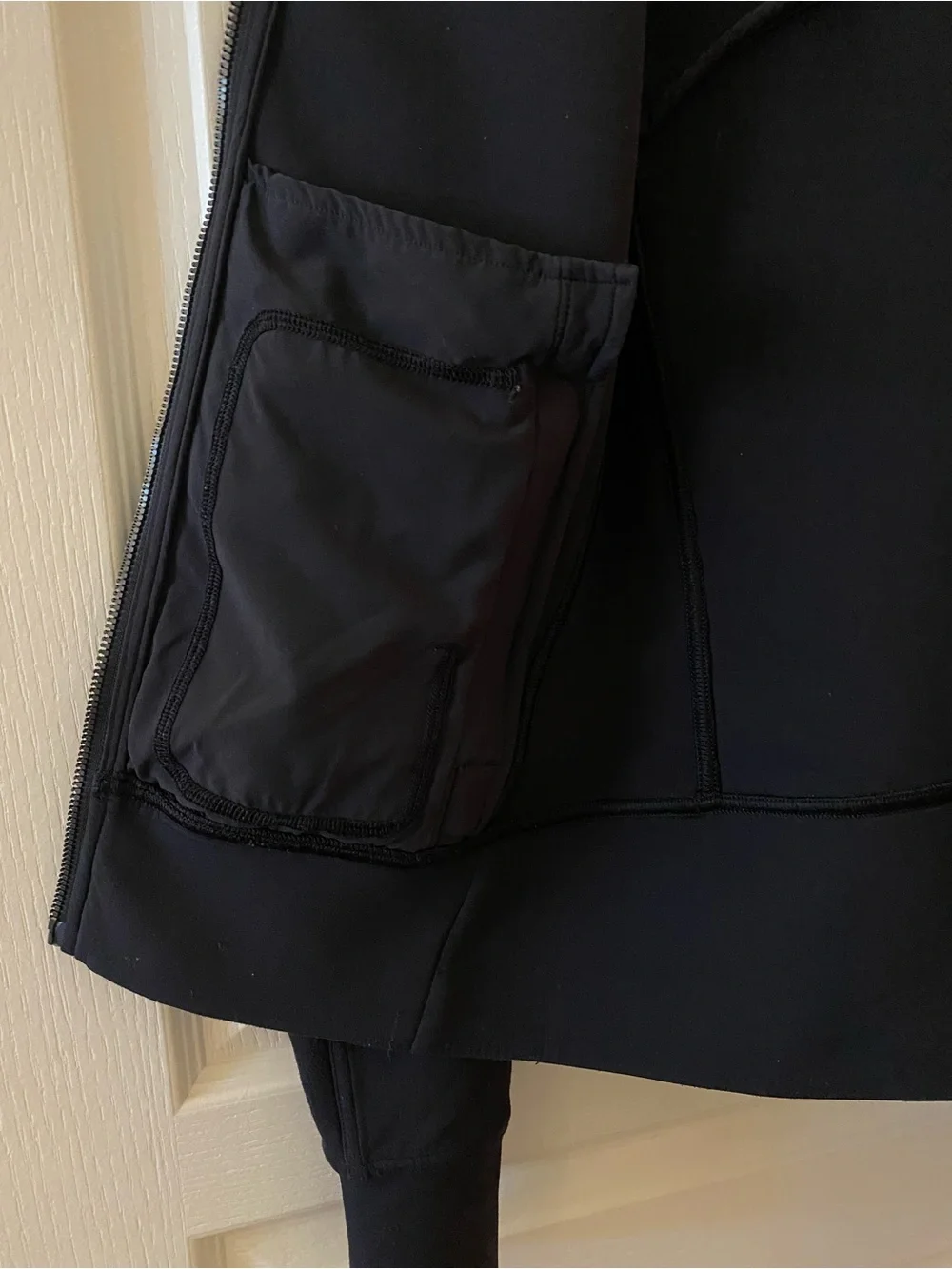 LULULEMON Tech Lux Jacket in Black - 4 - Picture 11 of 16